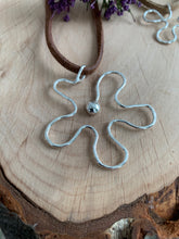 Load image into Gallery viewer, Freeform Flower Necklace