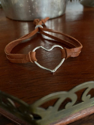Heart Bracelet (medium)