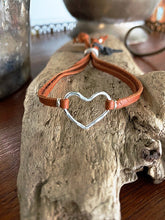 Load image into Gallery viewer, Heart Bracelet (small)
