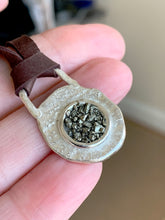 Load image into Gallery viewer, Crater Necklace